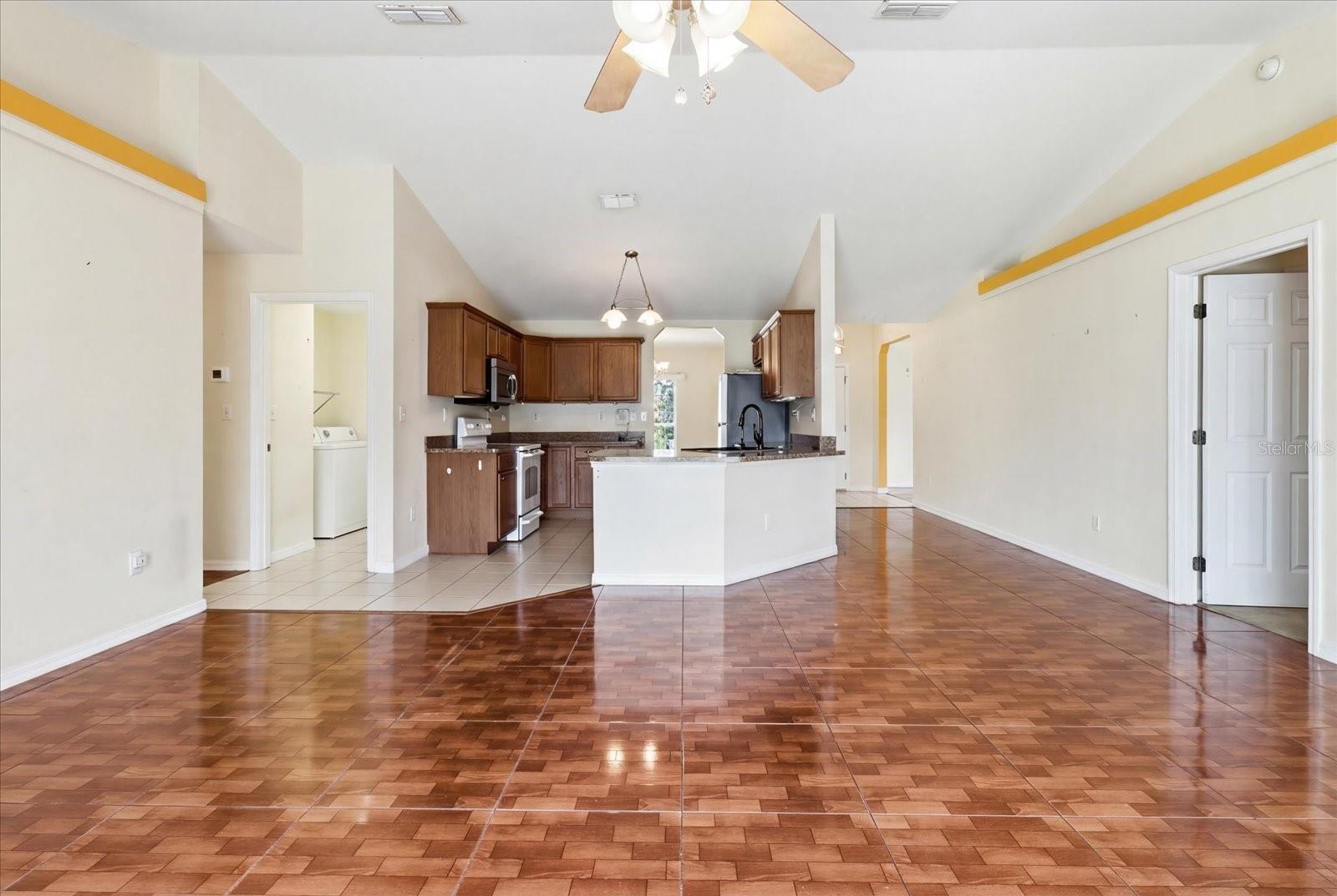 MARION OAKS UN 04 - Residential