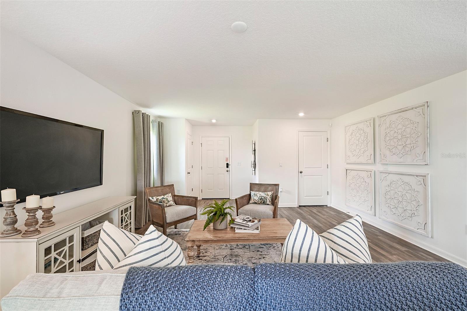 EAGLE HAMMOCK - Residential
