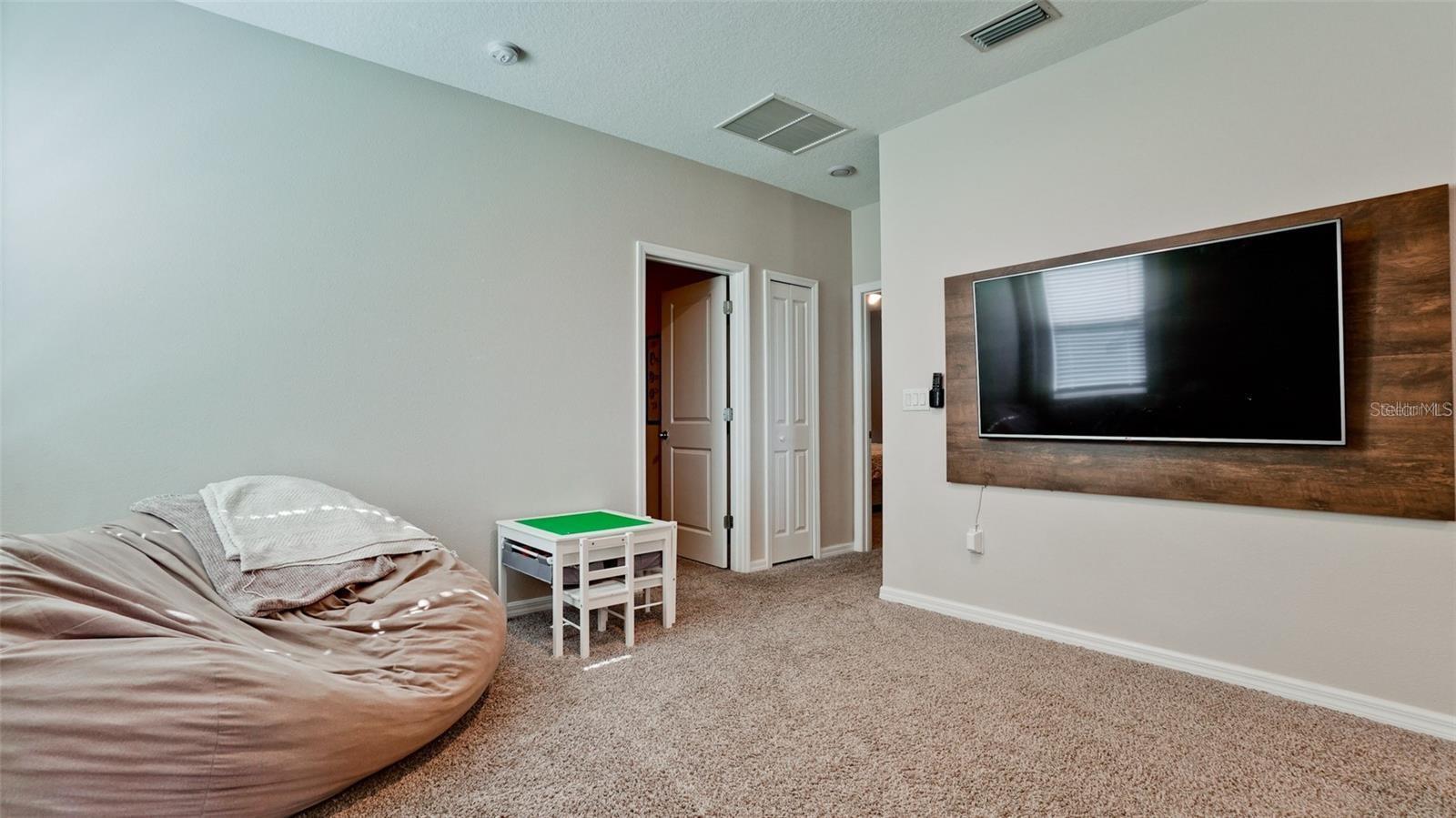 ARTISAN LAKES EAVES BEND PH I SP A-K - Residential Lease