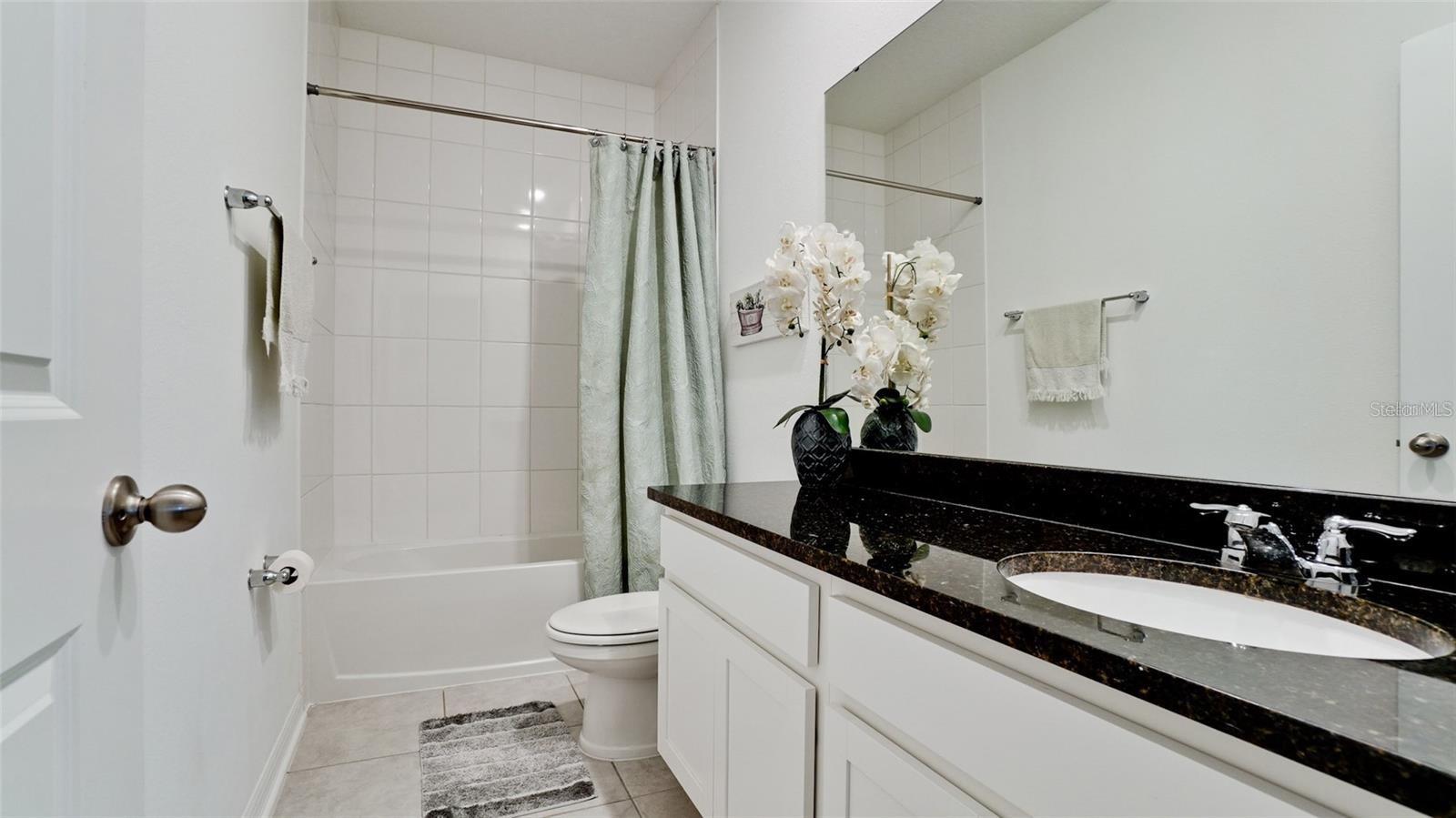 ARTISAN LAKES EAVES BEND PH I SP A-K - Residential Lease