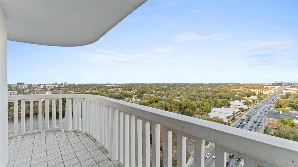 PARK LAKE TOWERS - Residential