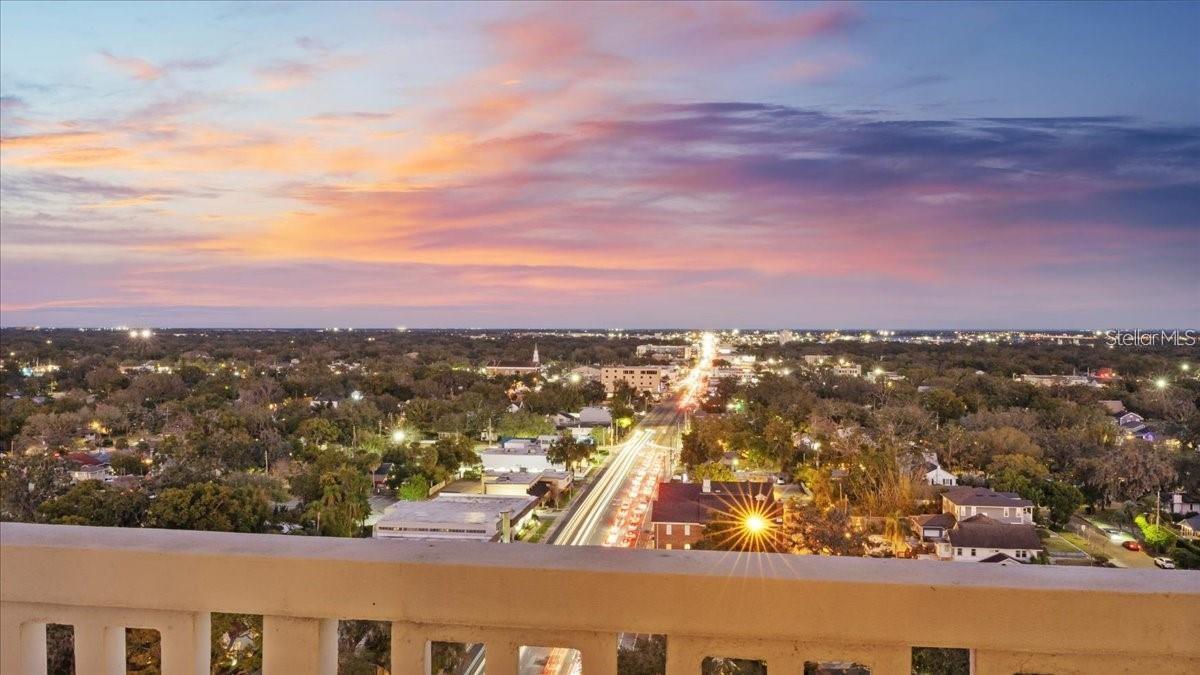 PARK LAKE TOWERS - Residential