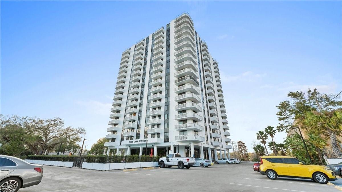 PARK LAKE TOWERS - Residential