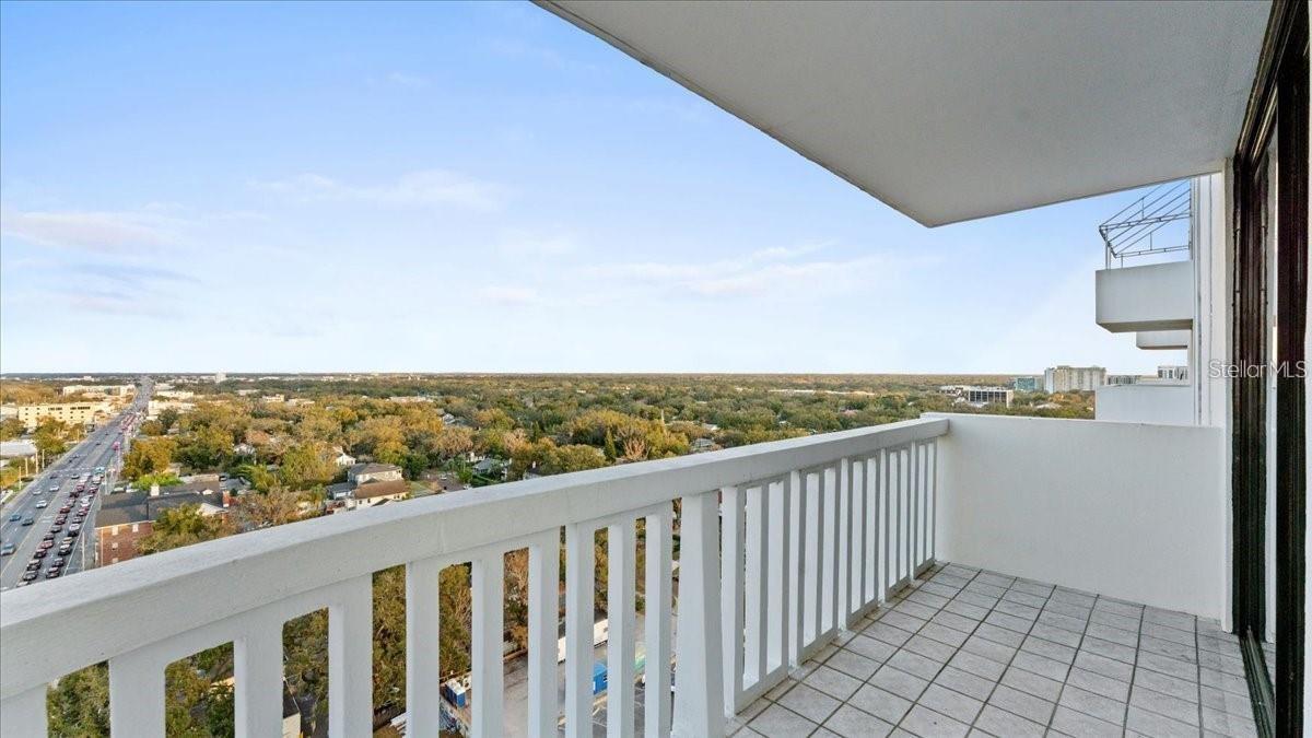 PARK LAKE TOWERS - Residential