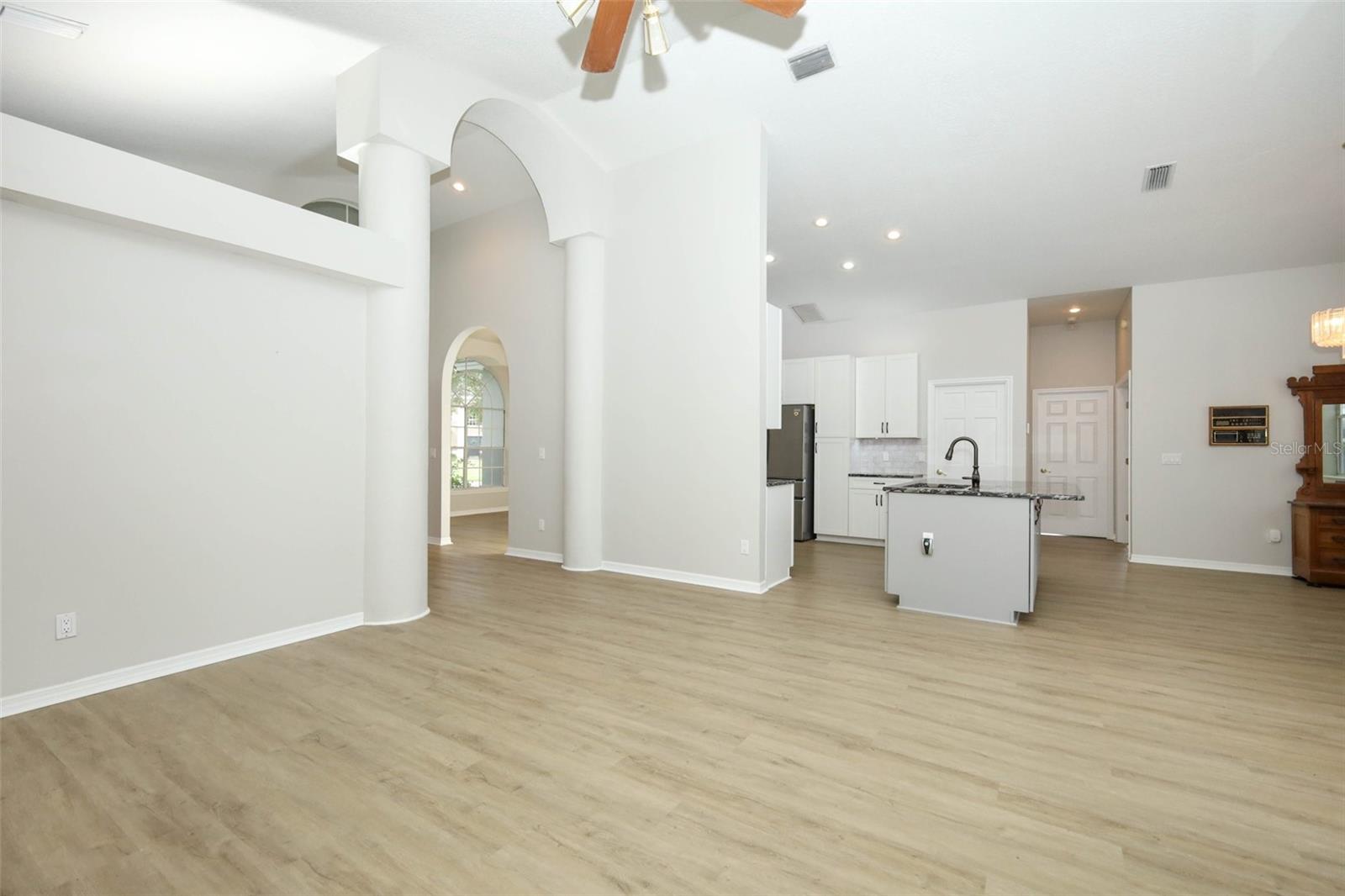 HUNTINGTON PH 2 - Residential