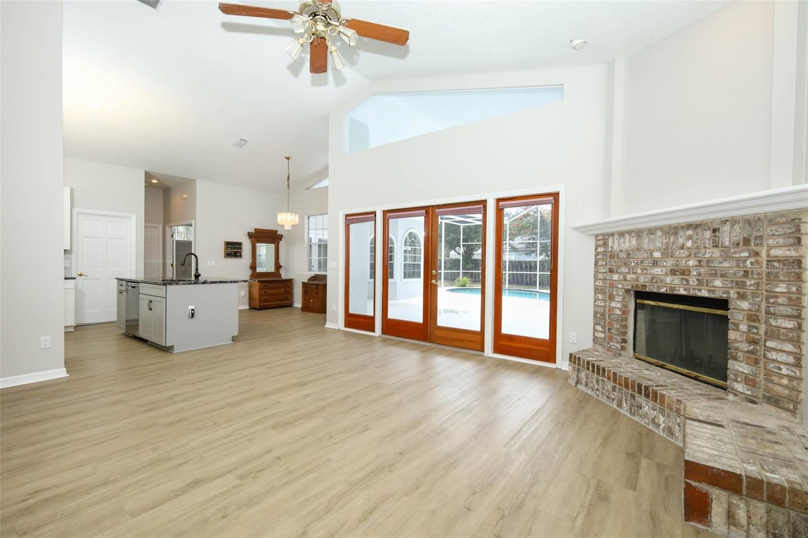 HUNTINGTON PH 2 - Residential