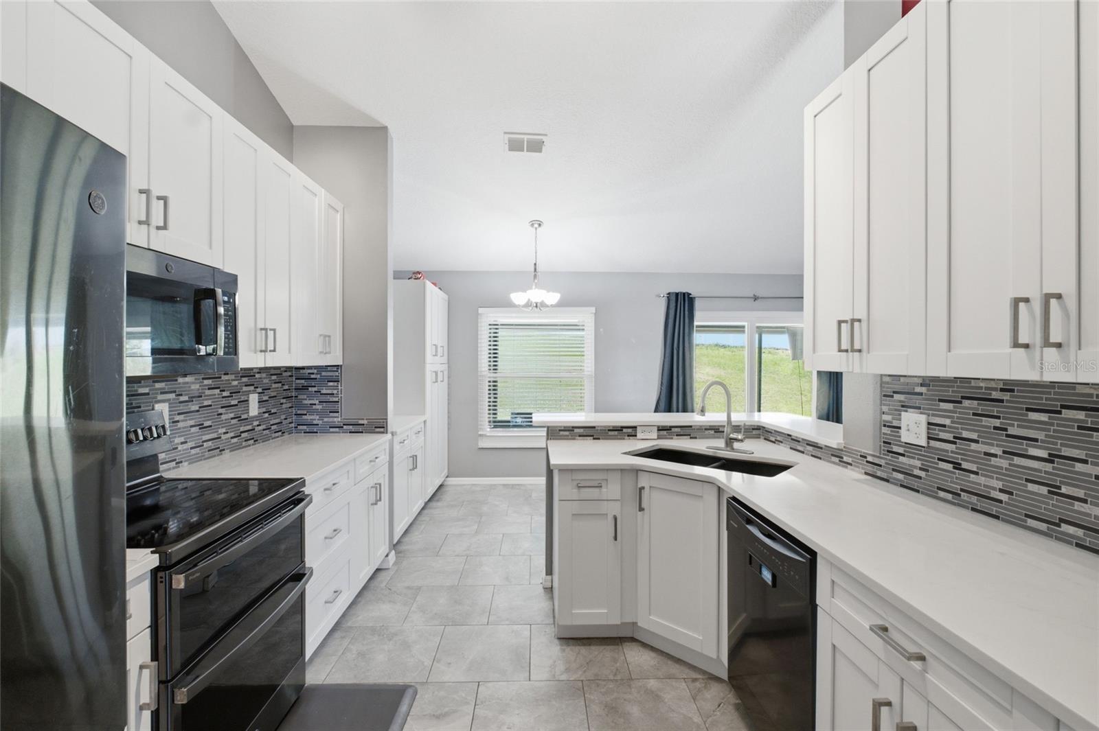 EASTRIDGE PH I - Residential