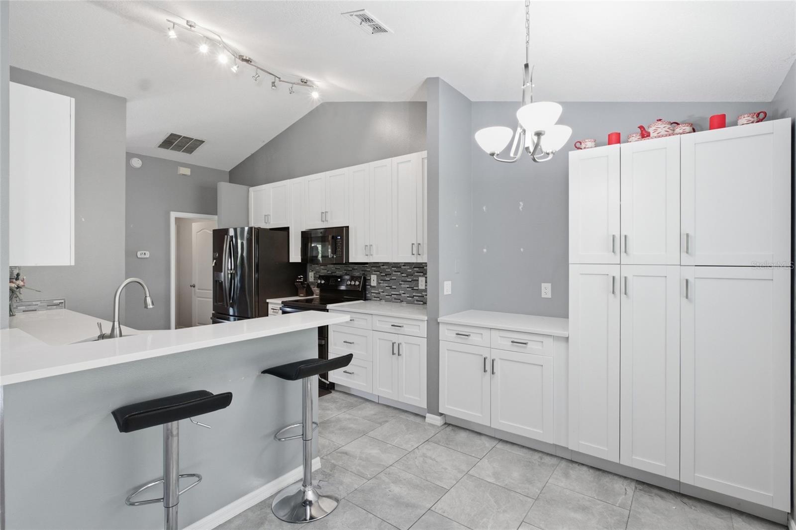 EASTRIDGE PH I - Residential