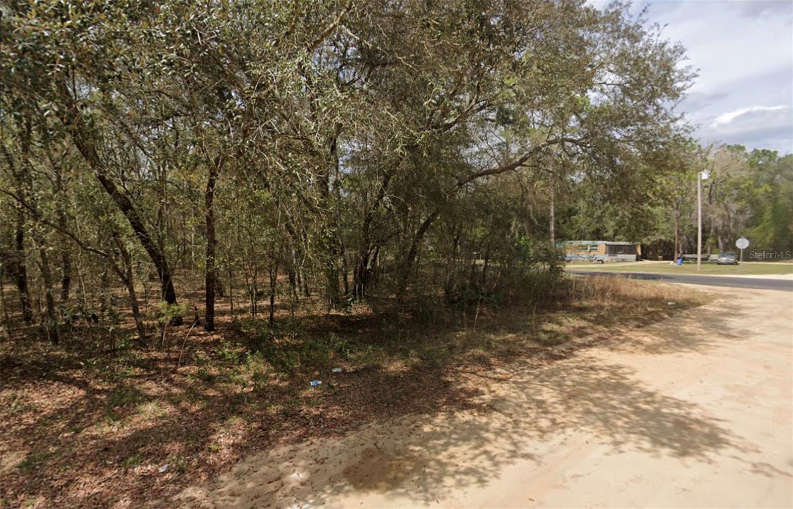 INTERLACHEN LAKES ESTATES - Land