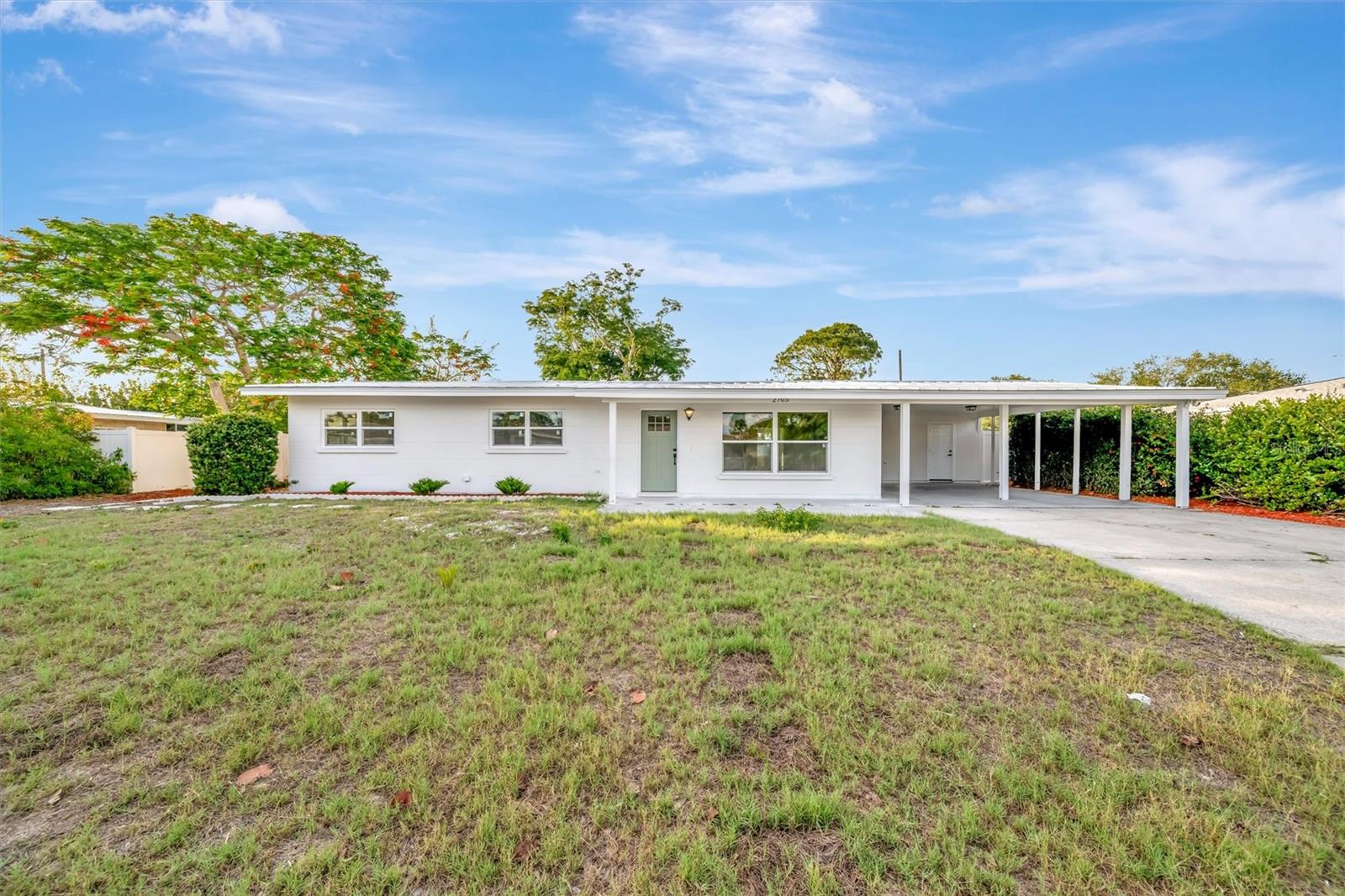 SOUTH GATE - Residential