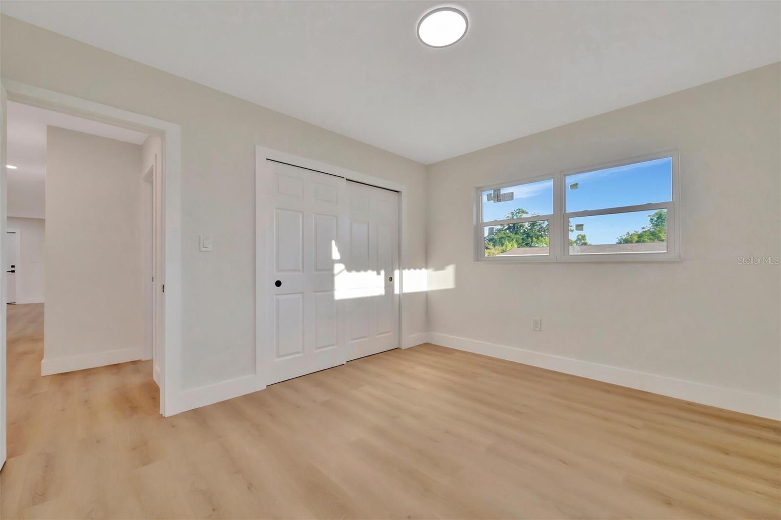 SOUTH GATE - Residential