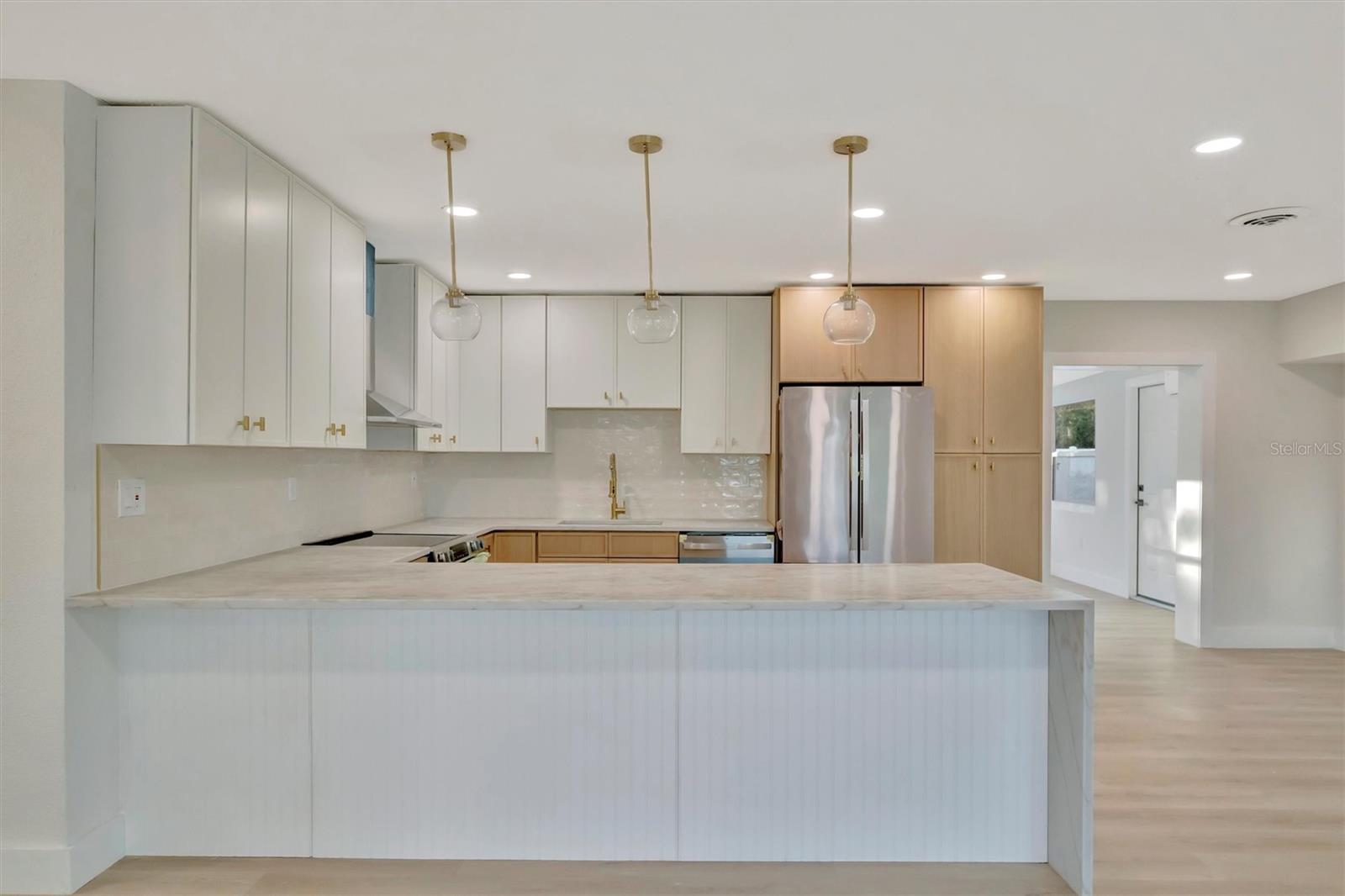 SOUTH GATE - Residential