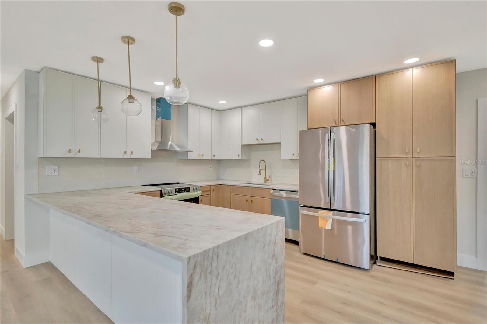 SOUTH GATE - Residential