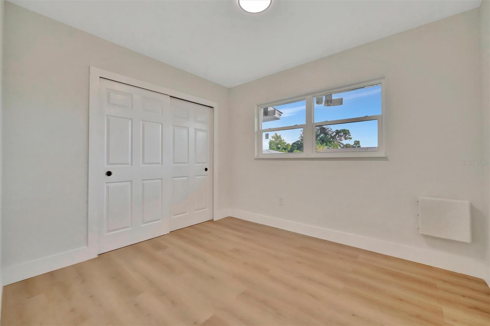 SOUTH GATE - Residential