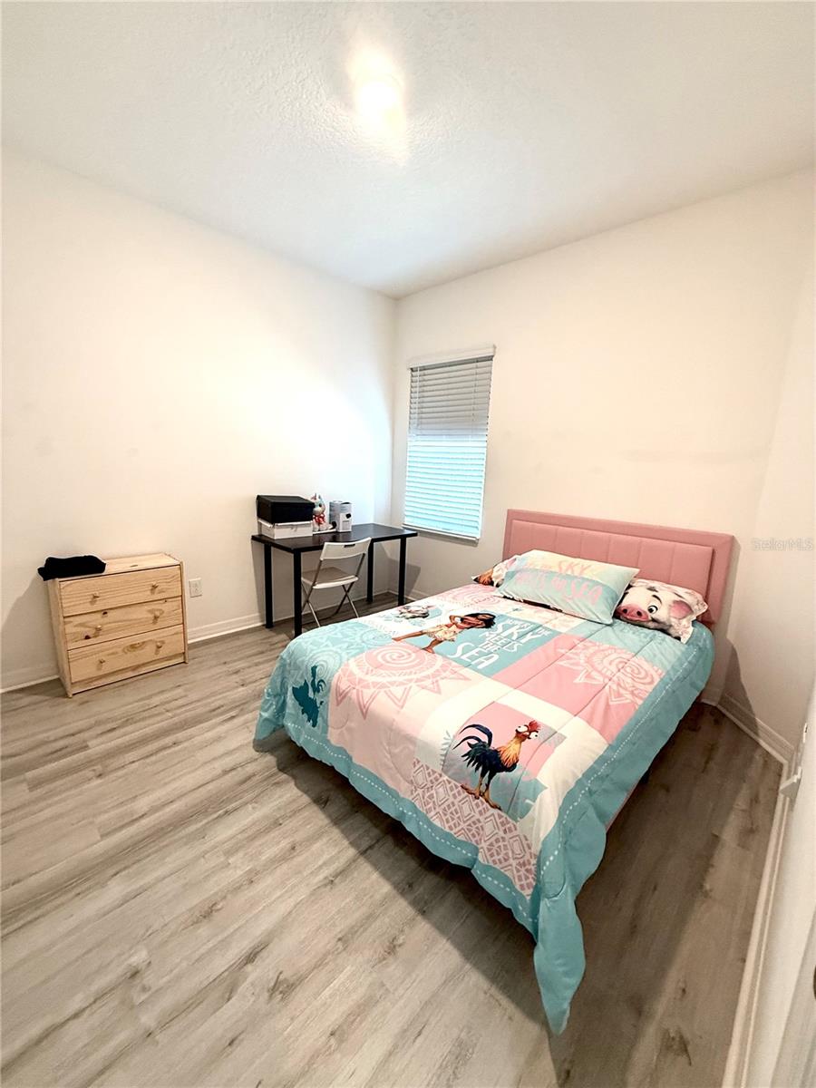 SAWGRASS LNDGS - Residential Lease