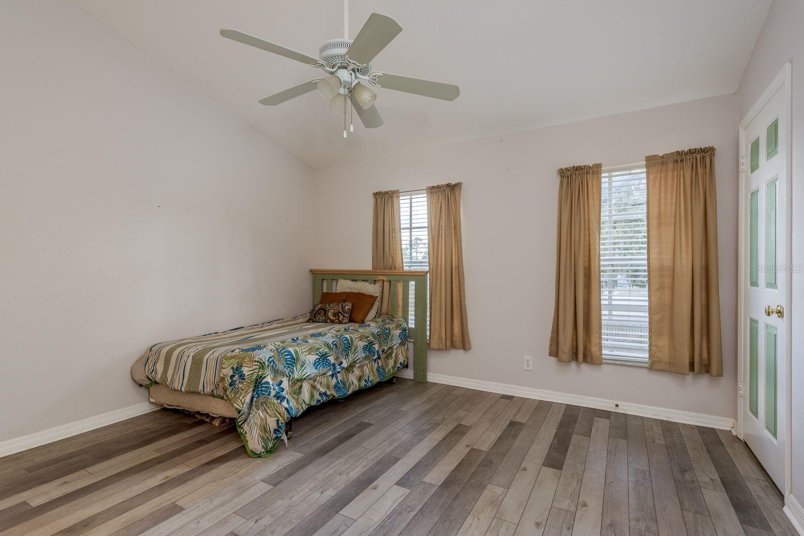 EMBASSY PARK TWNHMS CONDO - Residential