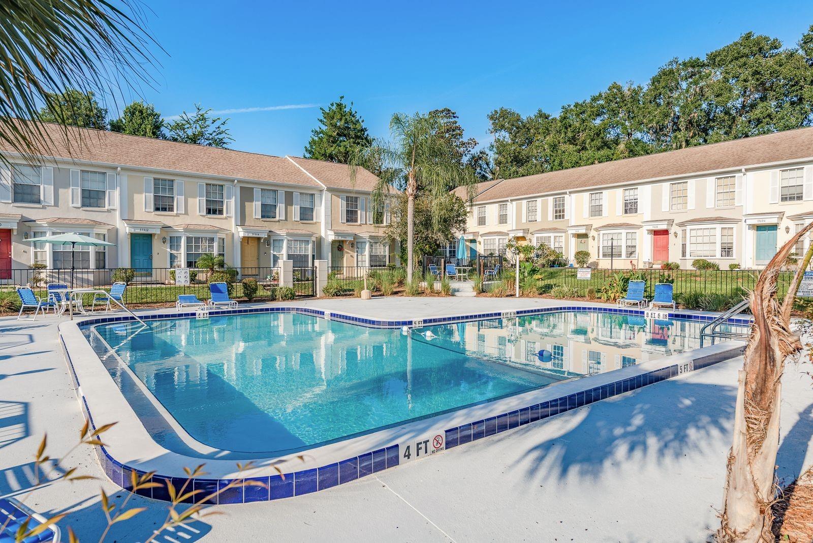 EMBASSY PARK TWNHMS CONDO - Residential