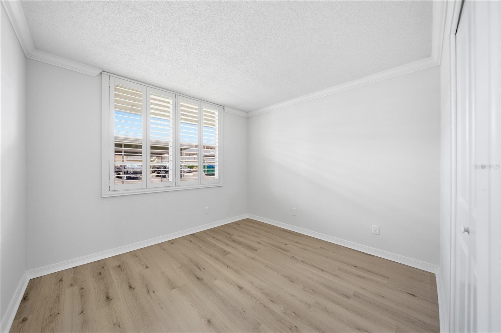 WINSTON PARK NORTHEAST - Residential