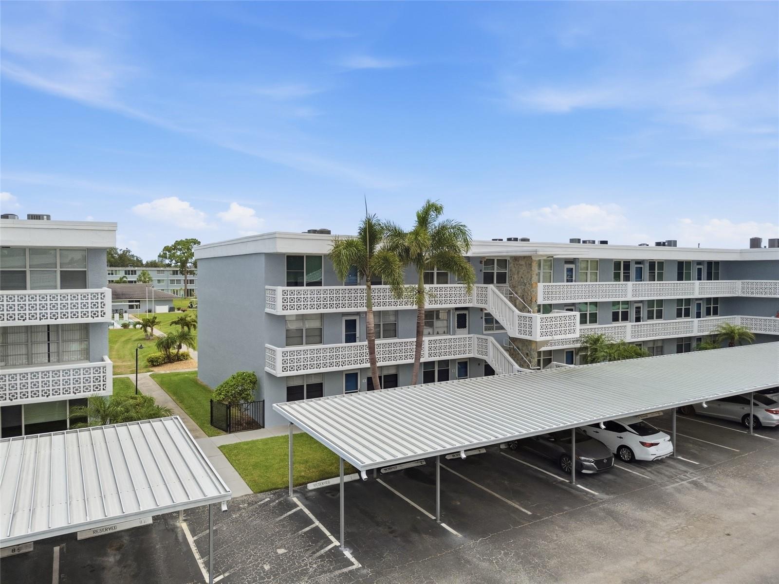 WINSTON PARK NORTHEAST - Residential
