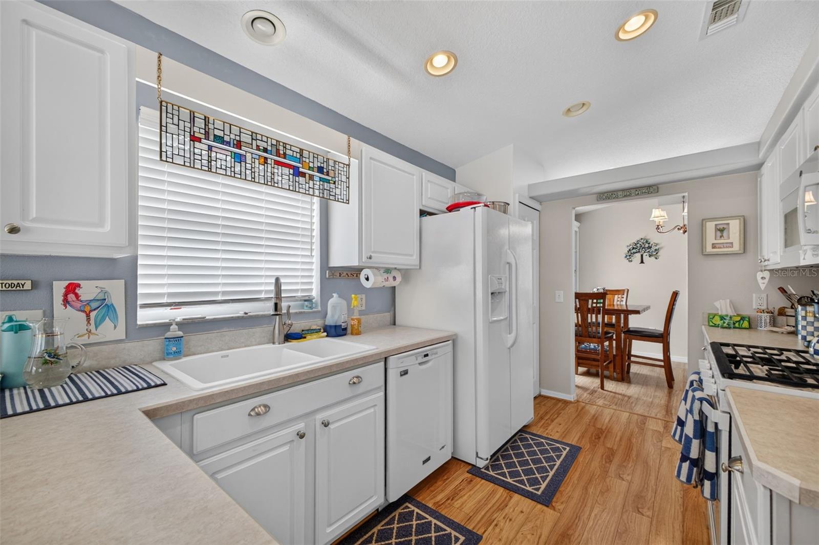 PENNBROOKE PH 02S LT S1 ORB 2145 PG 1477 - Residential Lease
