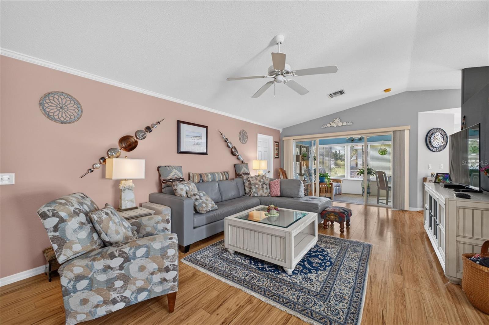 PENNBROOKE PH 02S LT S1 ORB 2145 PG 1477 - Residential Lease