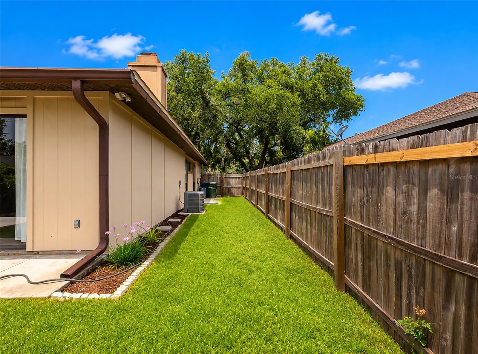 CEDAR HAMMOCK - Residential