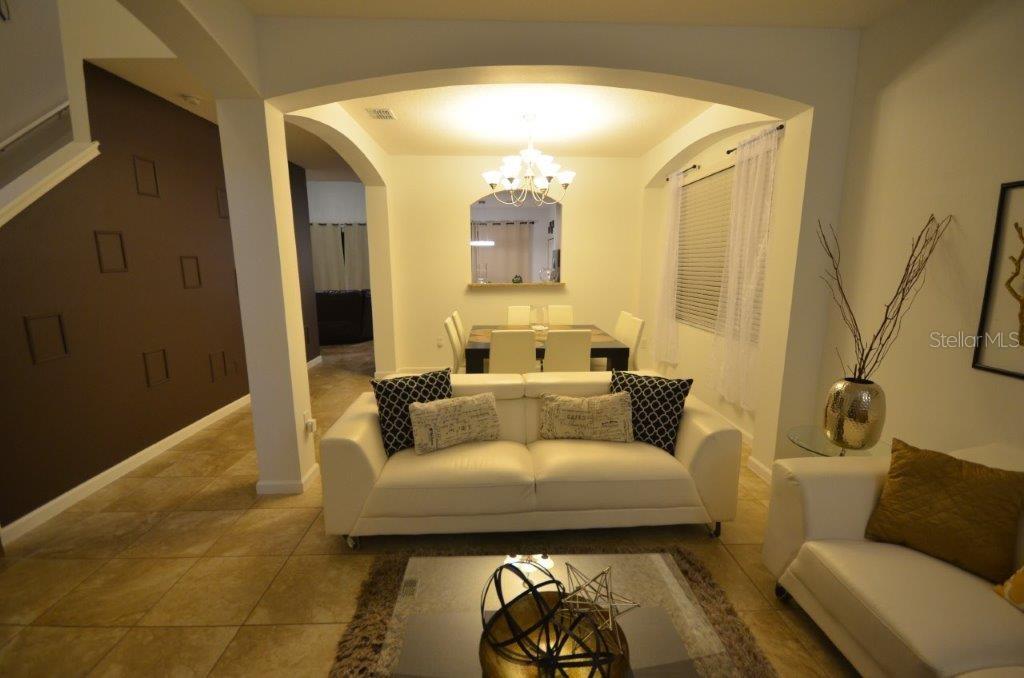 VERANDA PALMS PH 2A - Residential Lease