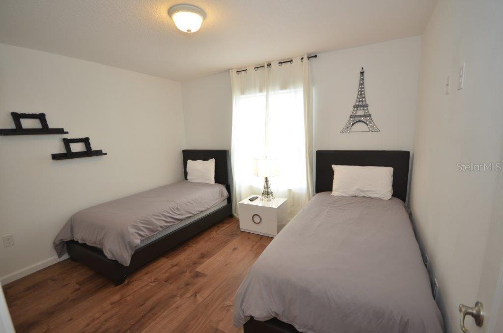 VERANDA PALMS PH 2A - Residential Lease