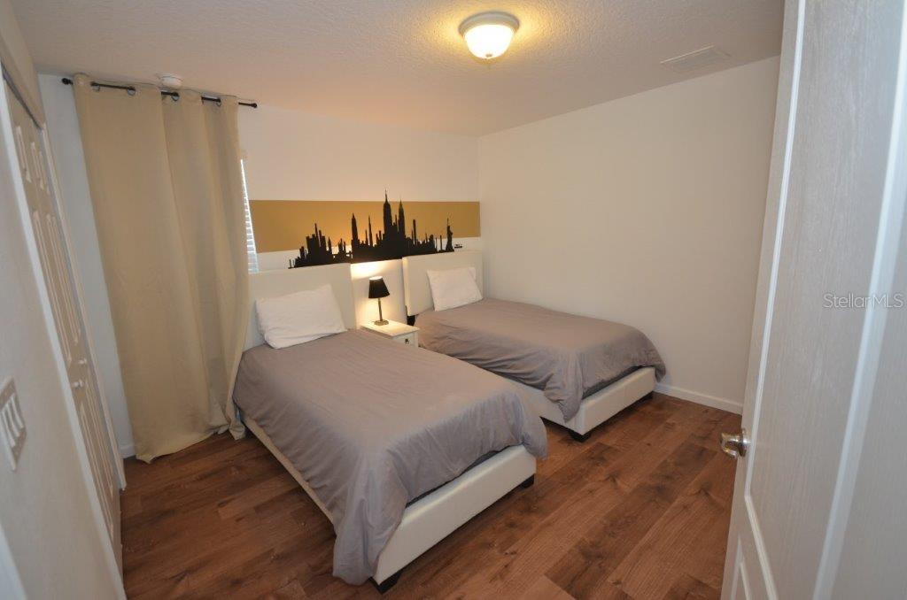 VERANDA PALMS PH 2A - Residential Lease