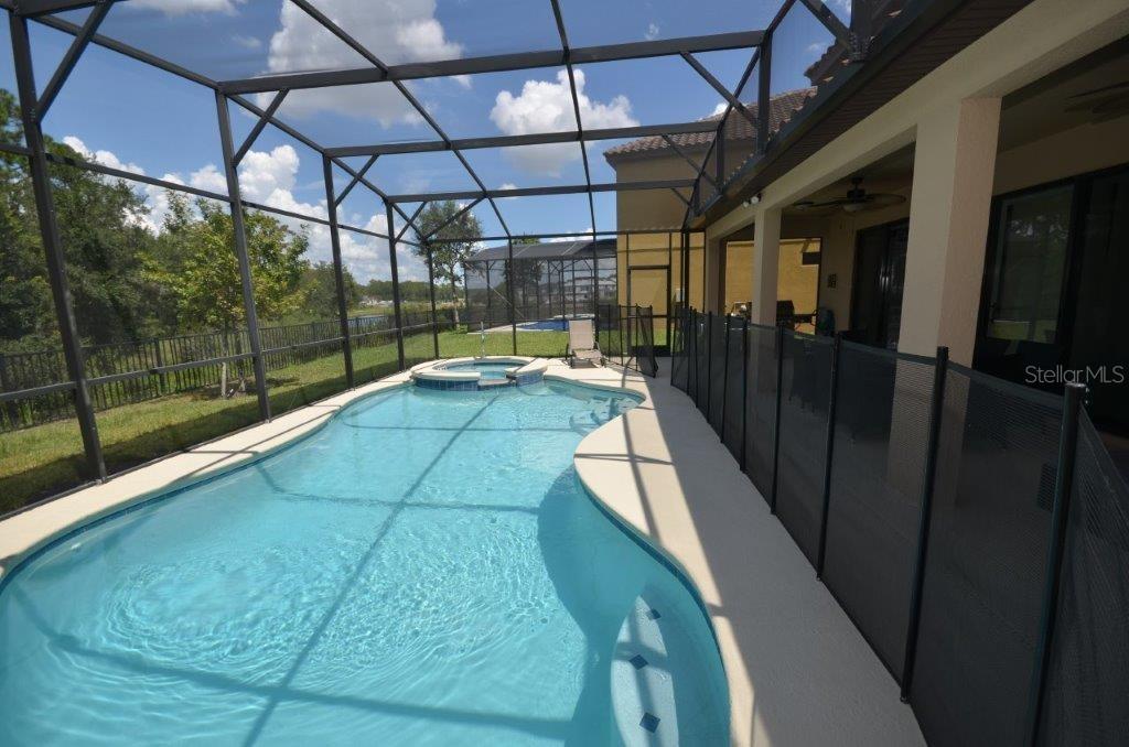 VERANDA PALMS PH 2A - Residential Lease