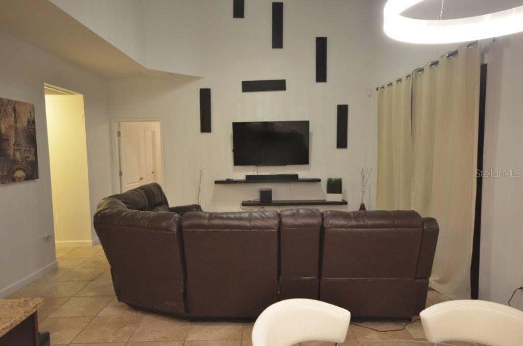 VERANDA PALMS PH 2A - Residential Lease