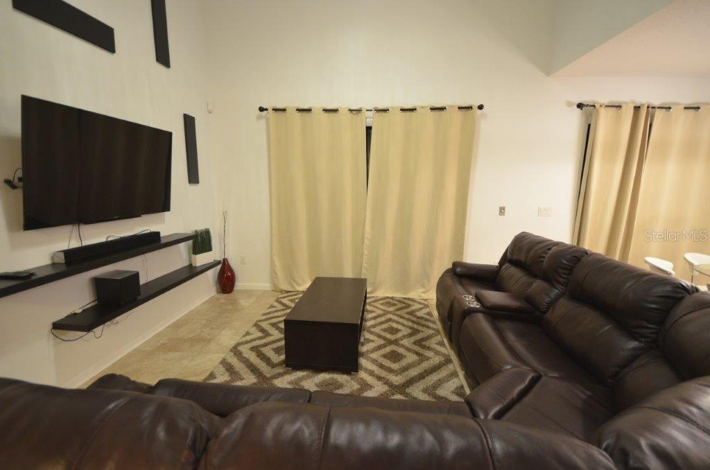 VERANDA PALMS PH 2A - Residential Lease