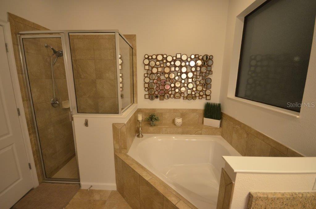 VERANDA PALMS PH 2A - Residential Lease