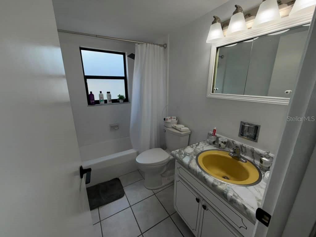 BRANDA VISTA SUB UNIT - Residential