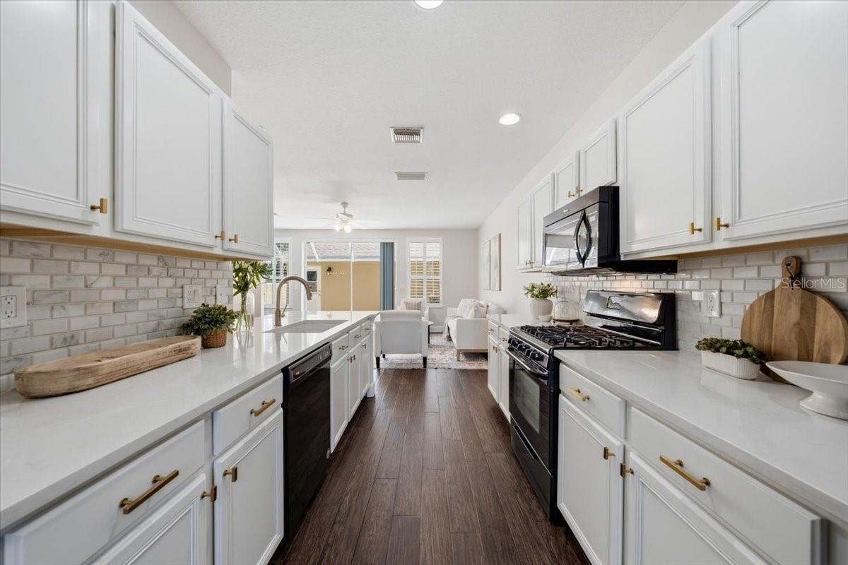 WESTCHASE SECTION 32 - Residential