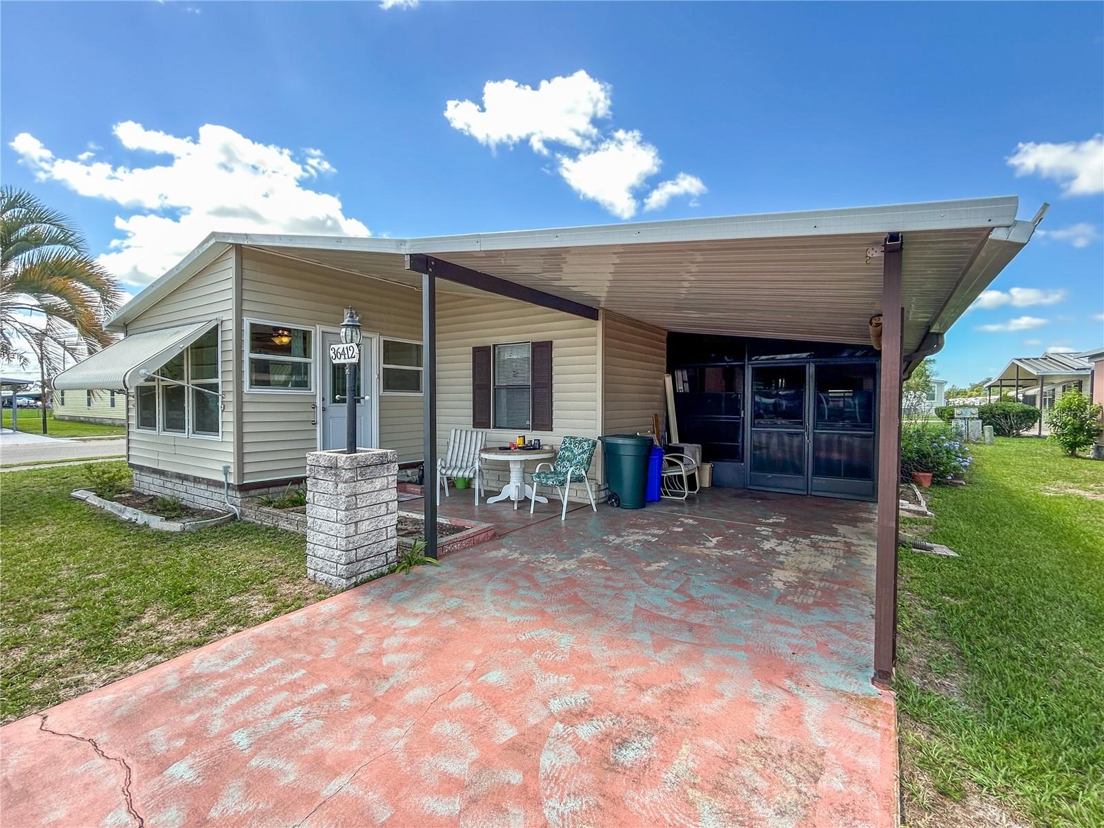 OAKS ROYAL - Residential