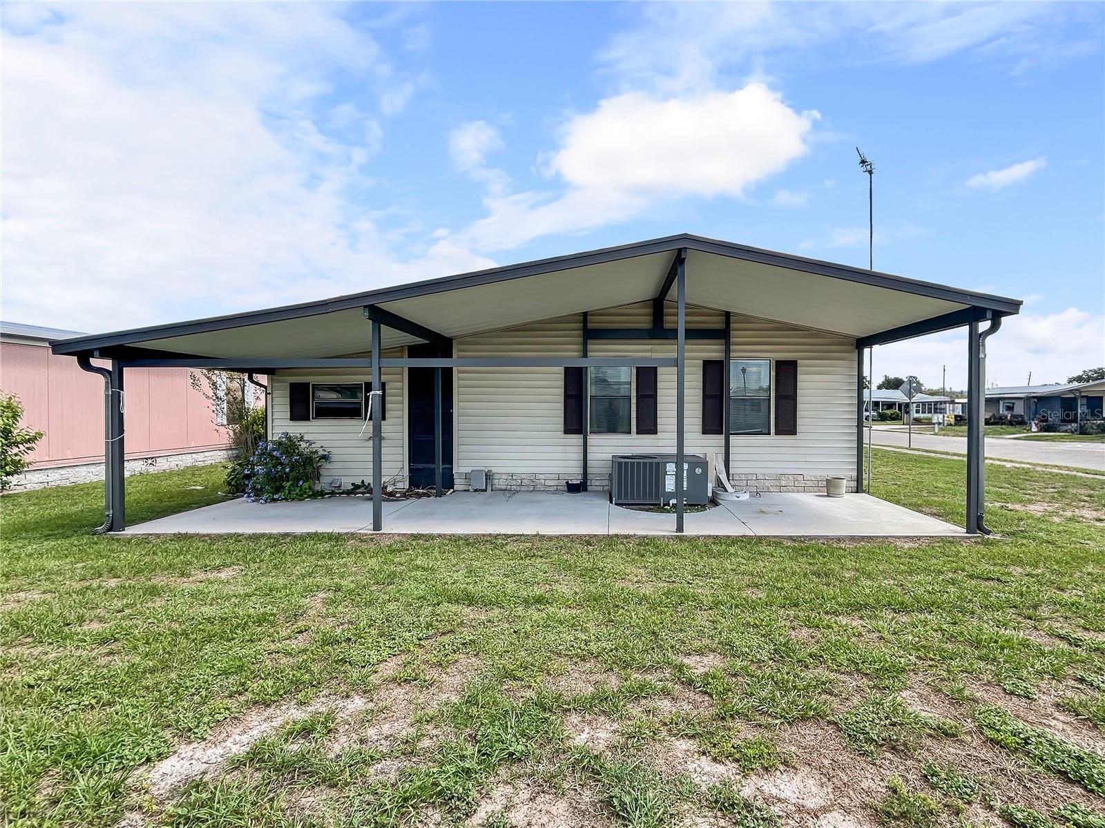 OAKS ROYAL - Residential