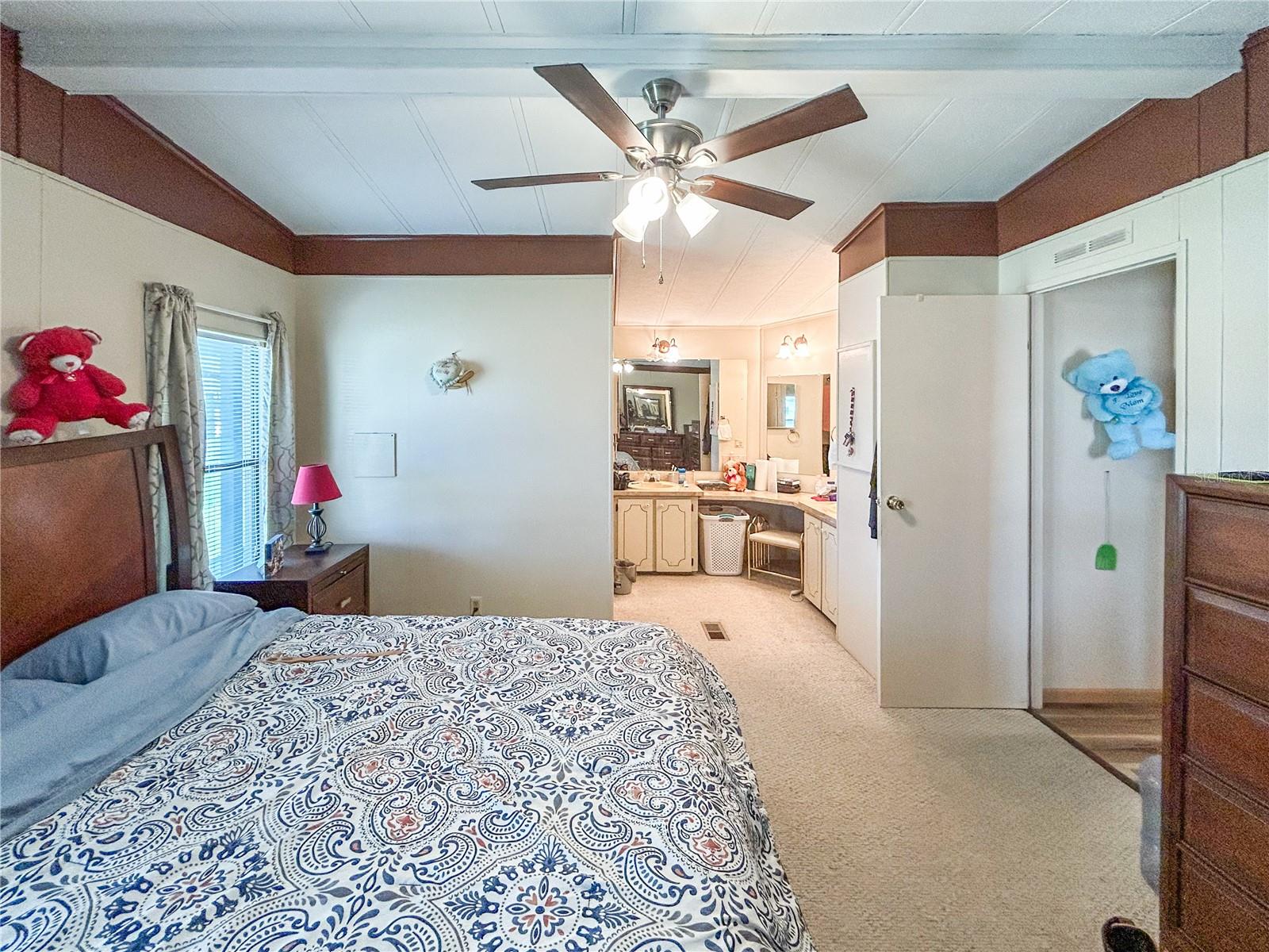 OAKS ROYAL - Residential