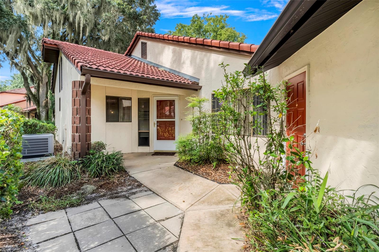 UPGRADES TO 701 CLUSTERWOOD DRIVE:
APROX. 2017 KITCHEN TOTALLY REMODEDED, NEW CABINETS, NEW STONE COUNTER TOPS, NEW REFRIGERATOR (2021)
APPROX 2017 NEW PORCELAIN TILE INSTALLED 
2020 NEW LIGHTS AND CABINET IN PRIMARY BATHROOOM ALONG WITH HI RIE TOILET
2020 NEW LIGHTS AND CABINET IN SECONDARY BATHROOM ALONG WITH HIGH RISE TOILET
2020 UNIT TOTALLY REPAINTED
2020 NEW FANS INSTALLED IN LIVING ROOM AND PRIMARY BEDROOM AND SECONDARY BEDROOM
2020 NEW EXPENSIVE WINDOW COVERINGS INSTALLED IN GLASSED FLORIDA ROOM AND PRIMARY BEDROOM AND SECONDARY BEDROOM
2022 NEW HVAC UNIT INSTALLED
UNIT HAS DUAL HOOK UPS FOR WASHER AND DRYER: ONE IN GARAGE AND ONE INSIDE UNIT
2020 TWO (2) NEW SKYLIGHTS ON ROOF.