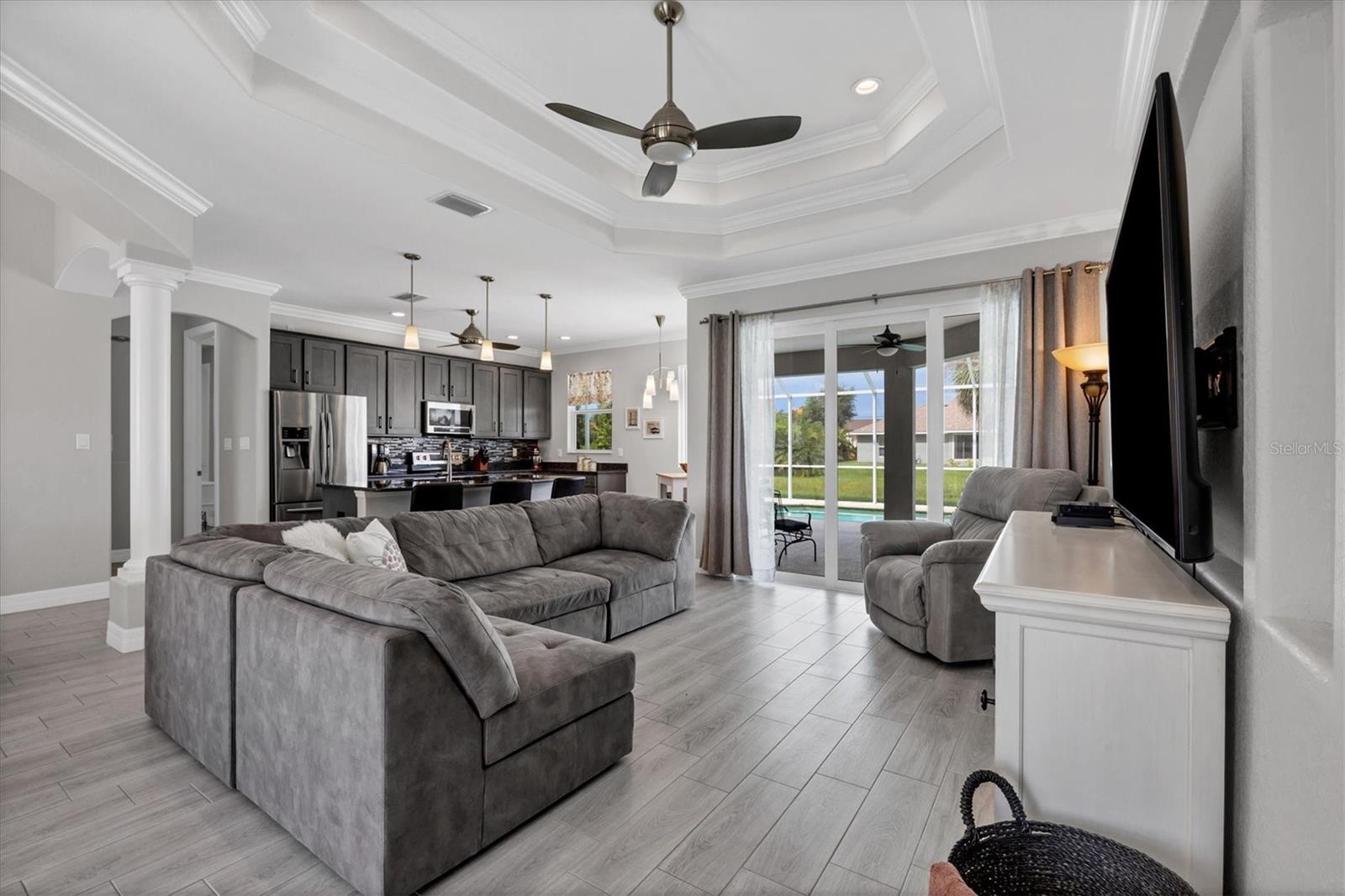 ROTONDA WEST LONG MEADOW - Residential