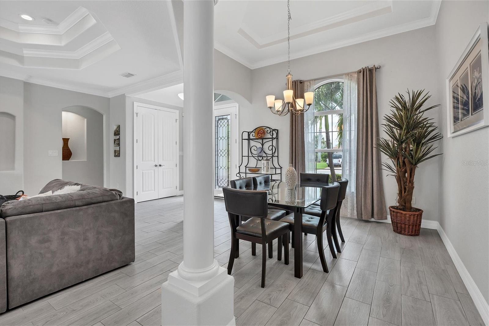 ROTONDA WEST LONG MEADOW - Residential
