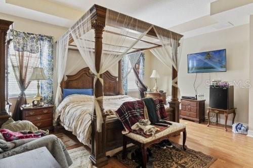 ROCK SPRINGS RIDGE - Residential