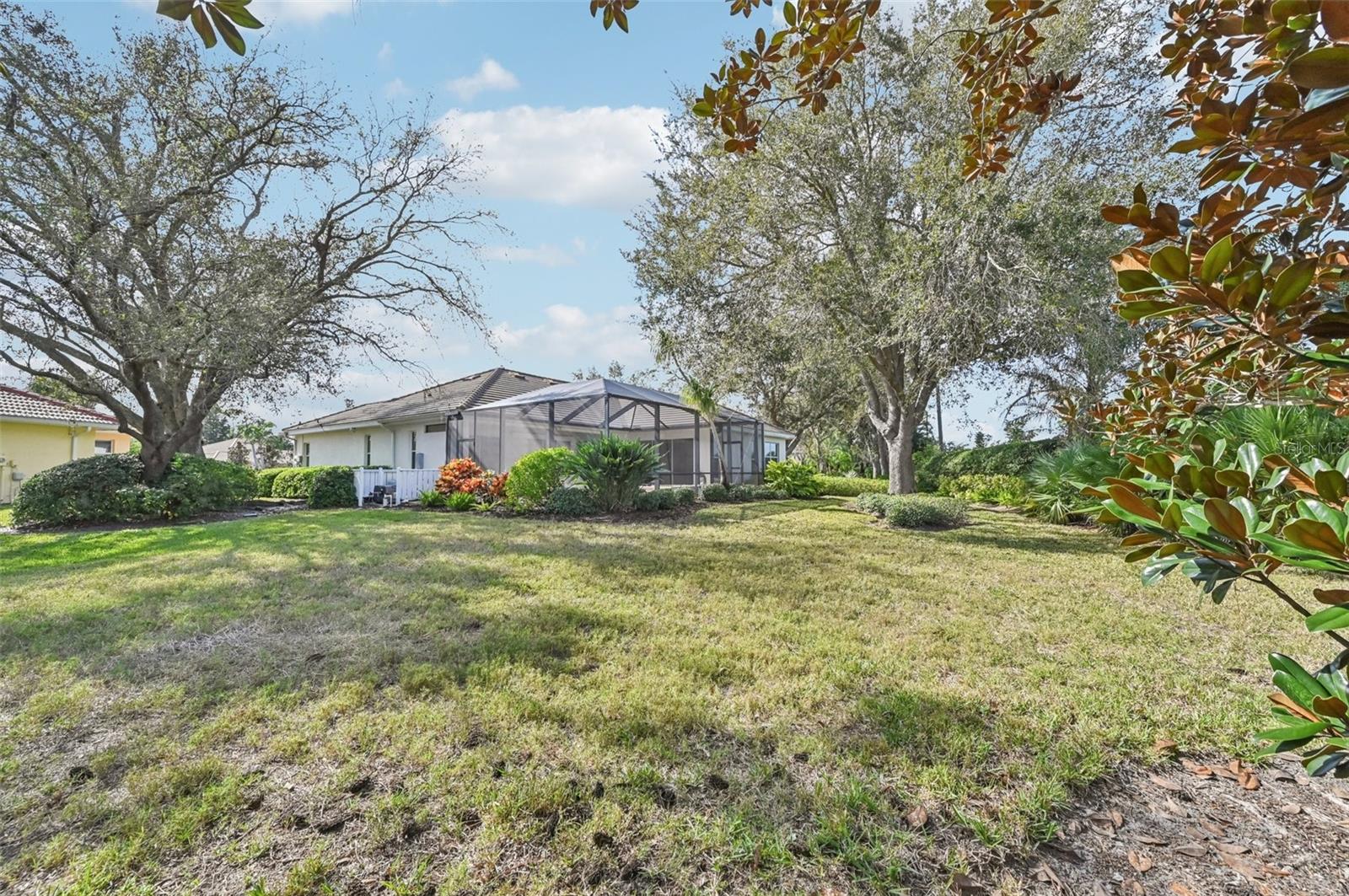 VENICE GOLF & COUNTRY CLUB - Residential