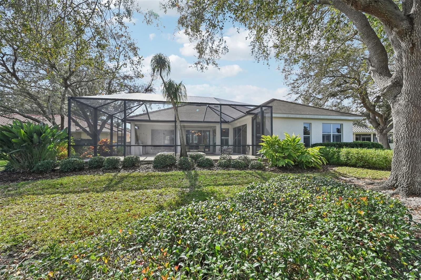 VENICE GOLF & COUNTRY CLUB - Residential
