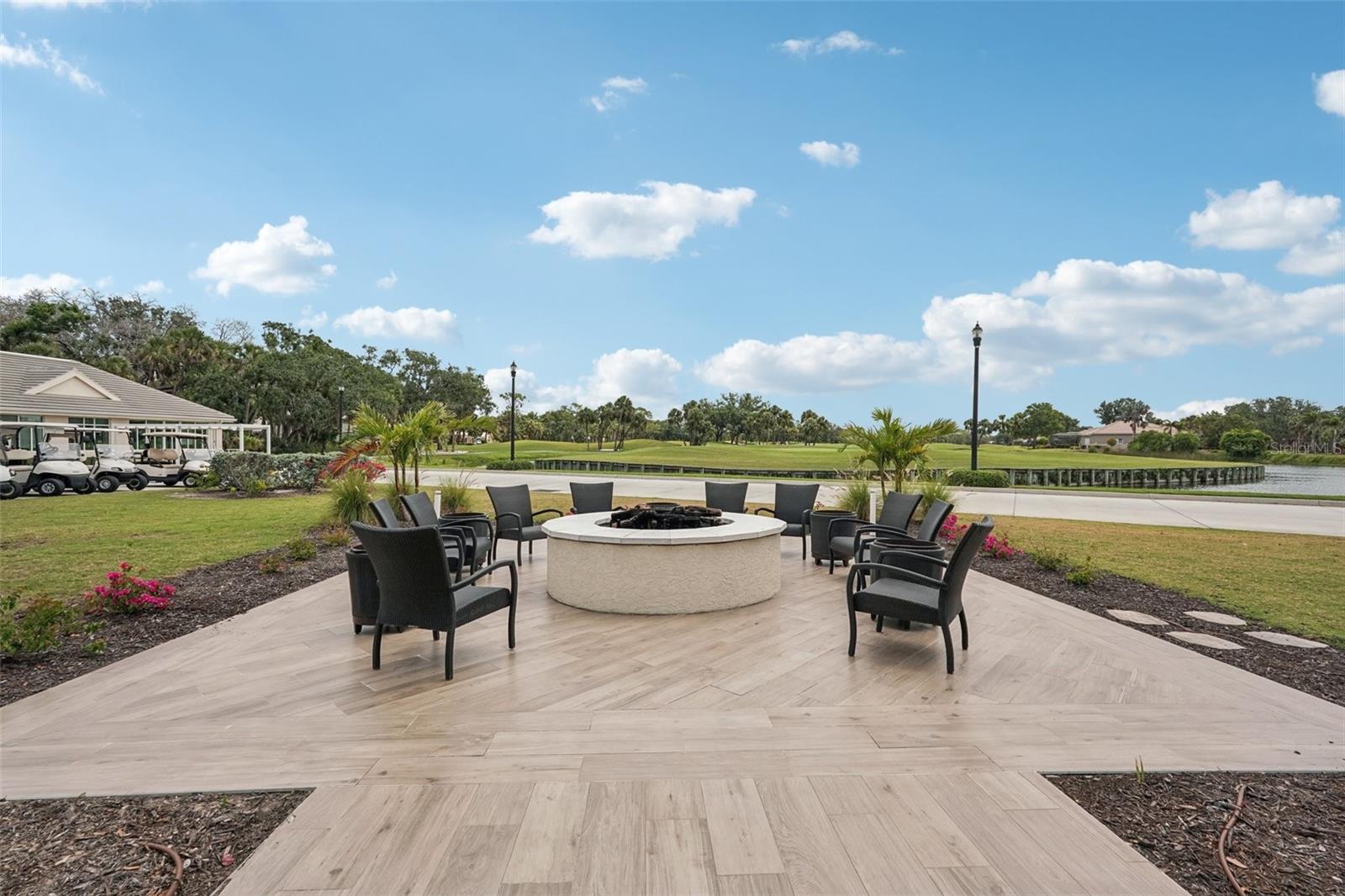 VENICE GOLF & COUNTRY CLUB - Residential