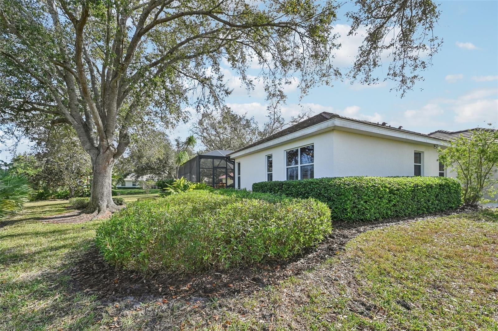 VENICE GOLF & COUNTRY CLUB - Residential