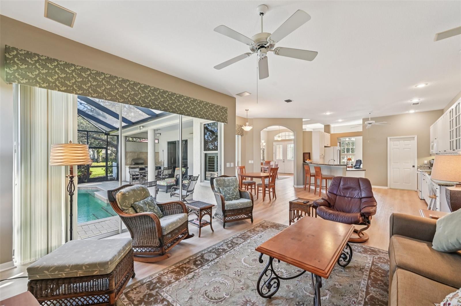 VENICE GOLF & COUNTRY CLUB - Residential