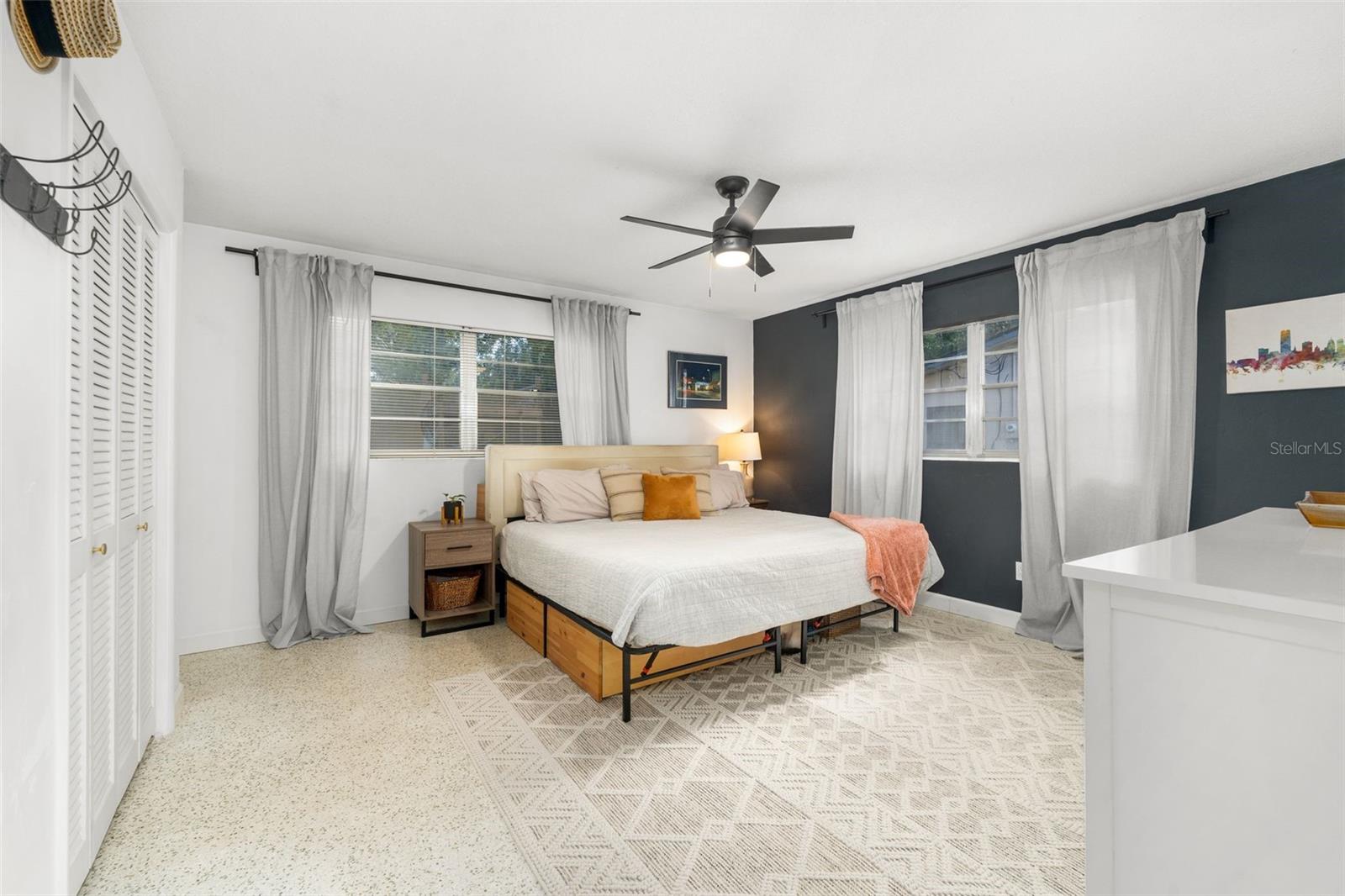 LEEWOOD - Residential
