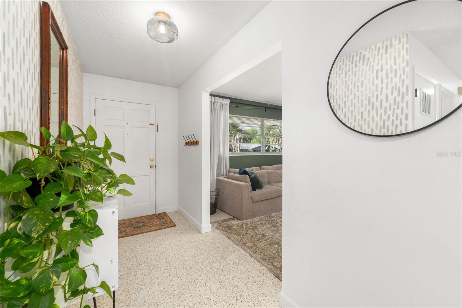 LEEWOOD - Residential