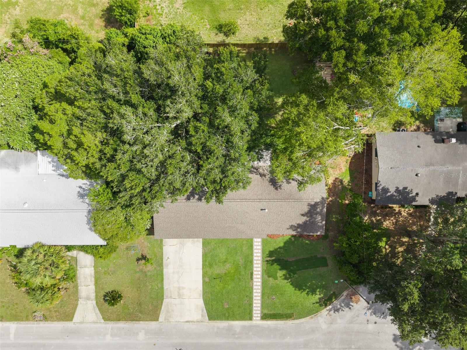 LEEWOOD - Residential